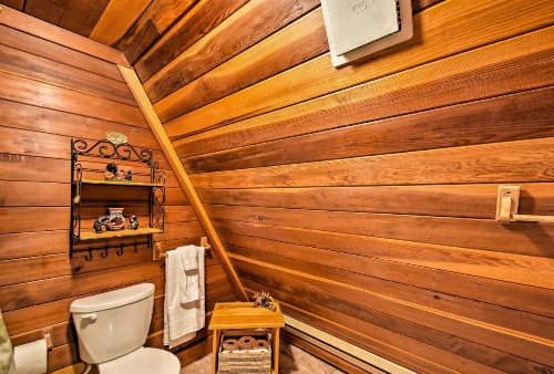 A-Frame Cabin with Mtn Views - 4 Mi to Cripple Creek! image 20