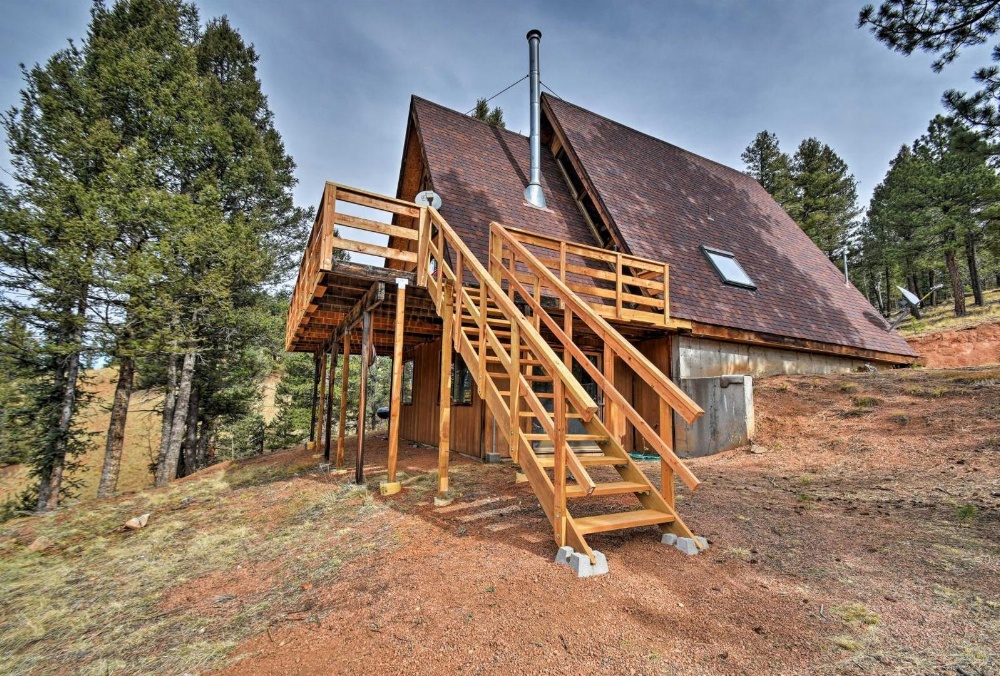 A-Frame Cabin with Mtn Views - 4 Mi to Cripple Creek!